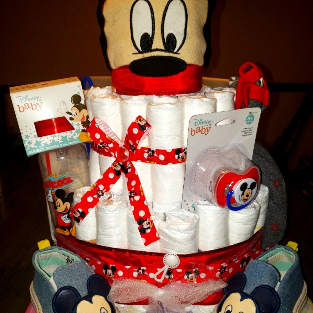 Diaper cake personalized to your color n theme